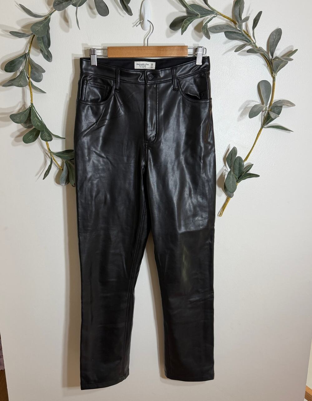 Abercrombie 90s Straight Ultra High Rise Faux Leather Pants Curve Love
